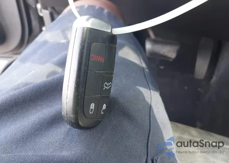 2012 Chrysler 300 Limited из США, поврежденный, VIN 2C3CCACGXCH285121